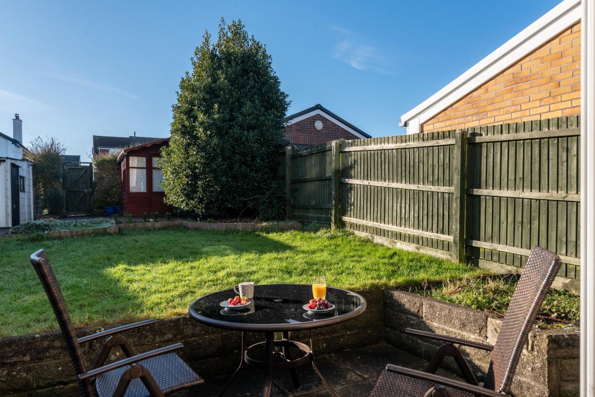 Port View House 3-Bedroom Self Catering Family Home With Garden Near Cardiff Extérieur photo